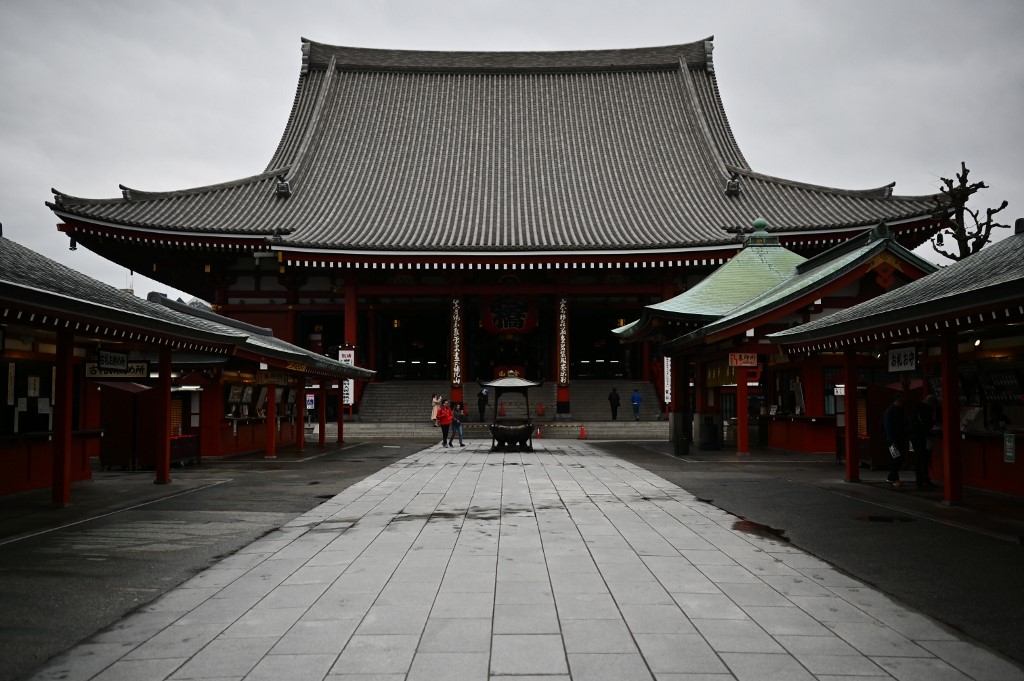 Tokyo Tourist Sites Nearly Empty As Coronavirus Bites