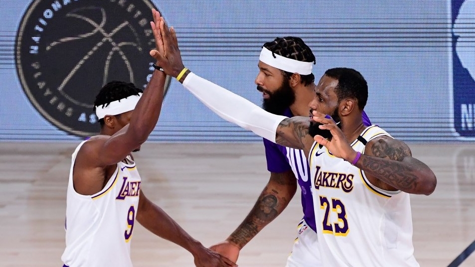 Lakers Crush Heat To Capture 17th Nba Championship