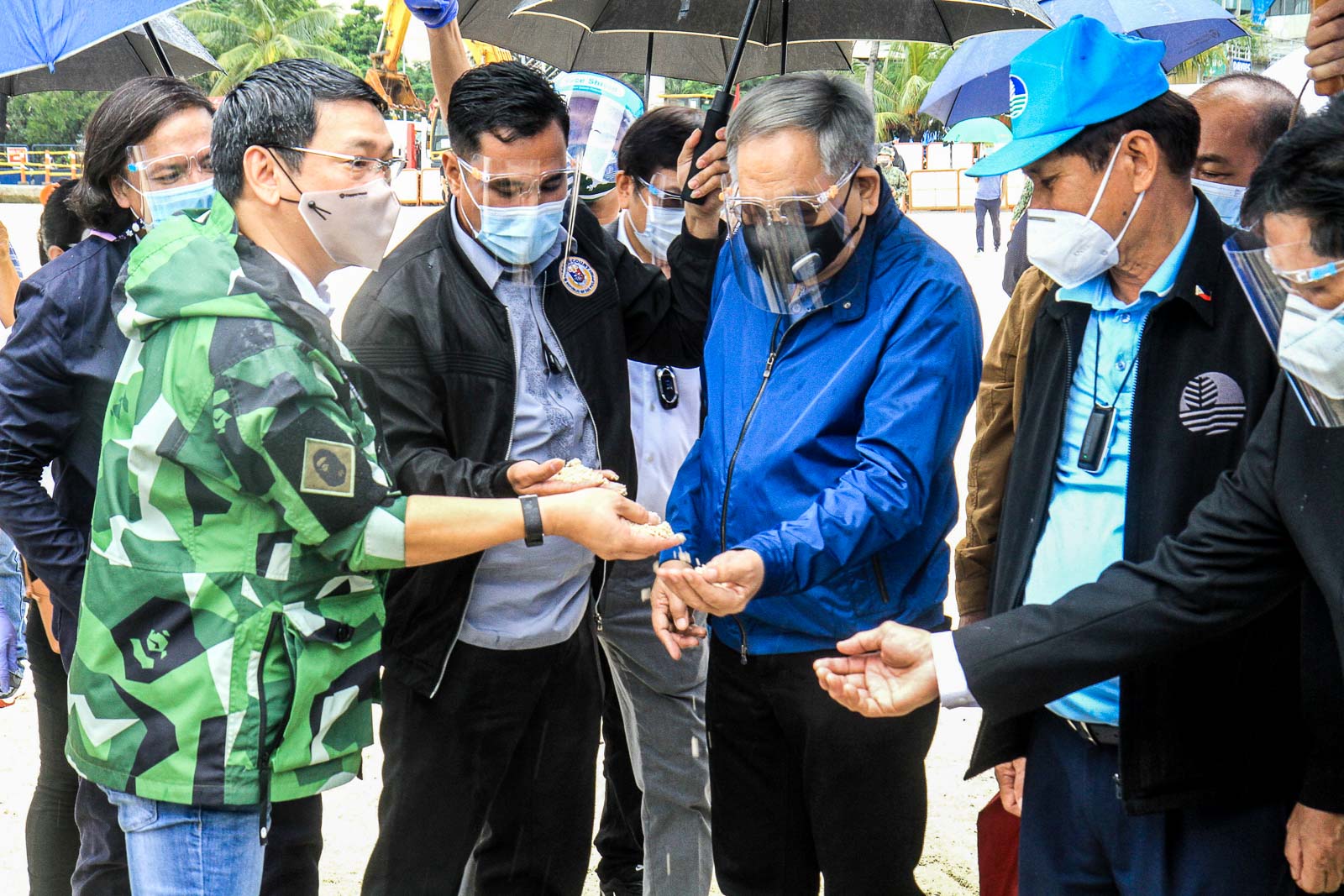 Mahkamah Agung menjatuhkan hukuman dolomit di Teluk Manila