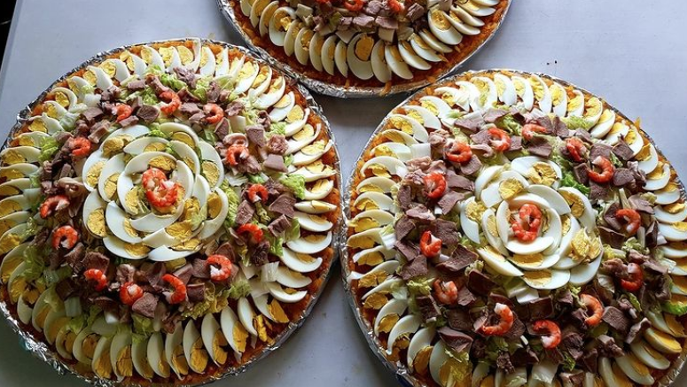 This Pasay Shop Makes Pancit Malabon Loaded With Toppings