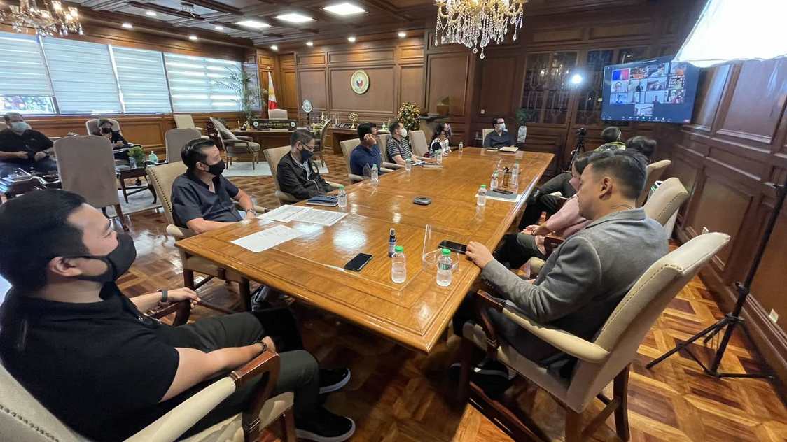 Party leaders in House agree to back Velasco's push for charter change - Vimarsana News
