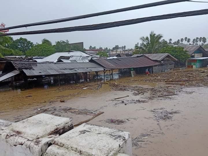 In Photos Surigao Del Sur Flooded Due To Tropical Storm Auring