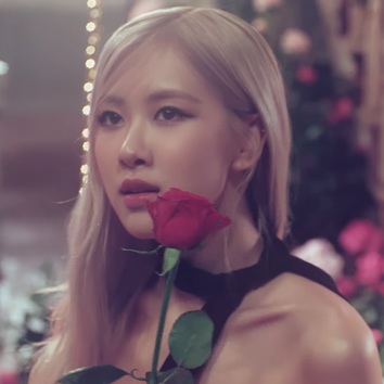 Blackpink S Rose Says Solo Album A Reminder Of Her Motive