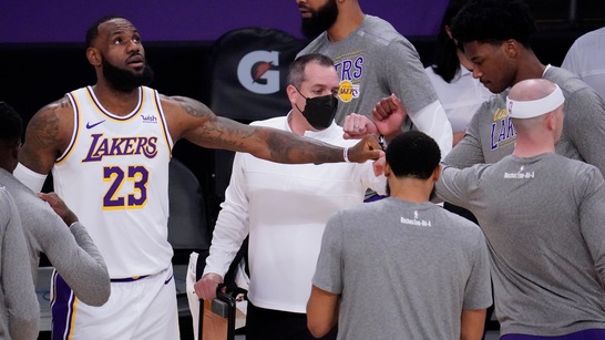 Lebron James Out Indefinitely After Injuring Ankle