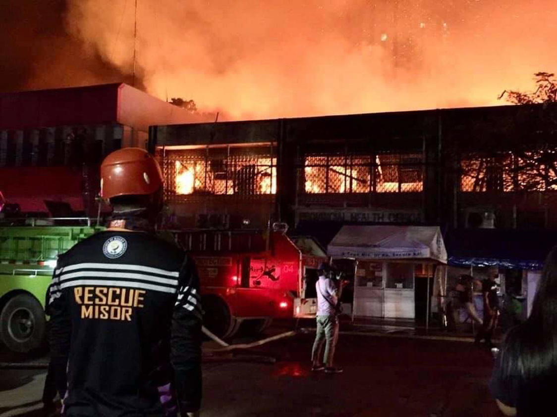 Fire destroys Misamis Oriental health office, COVID-19 vaccines - Vimarsana News