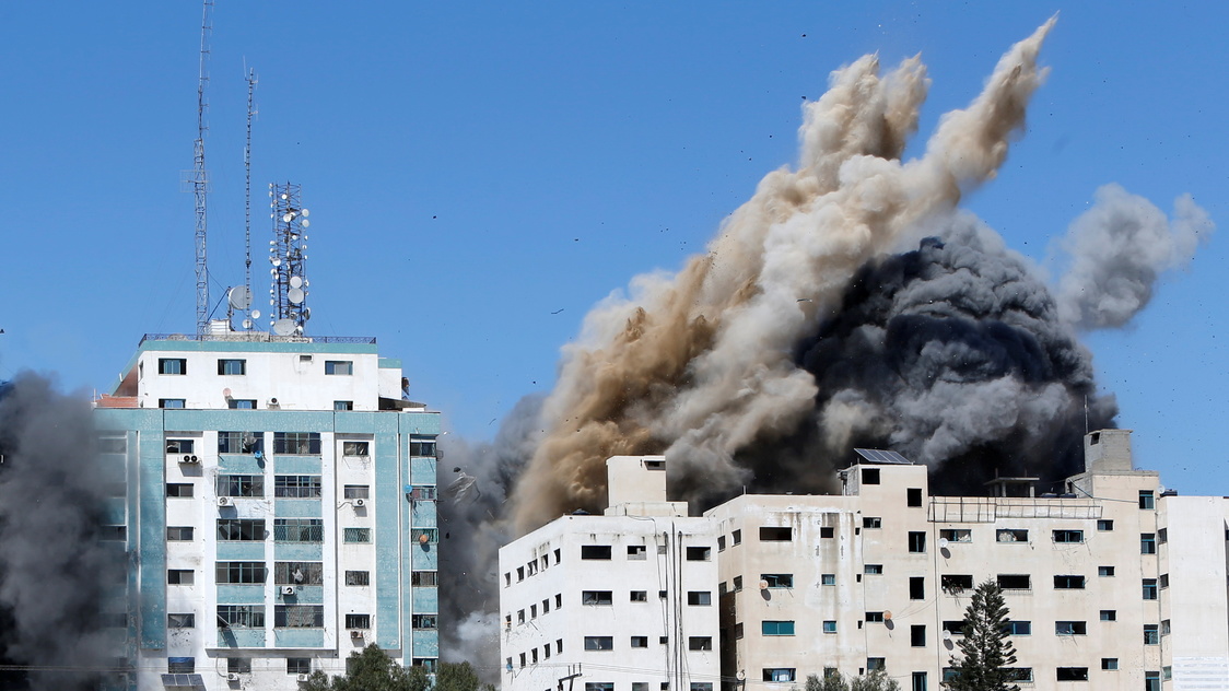 Gaza tower housing AP, Al Jazeera collapses after missile strike – witness - Vimarsana News