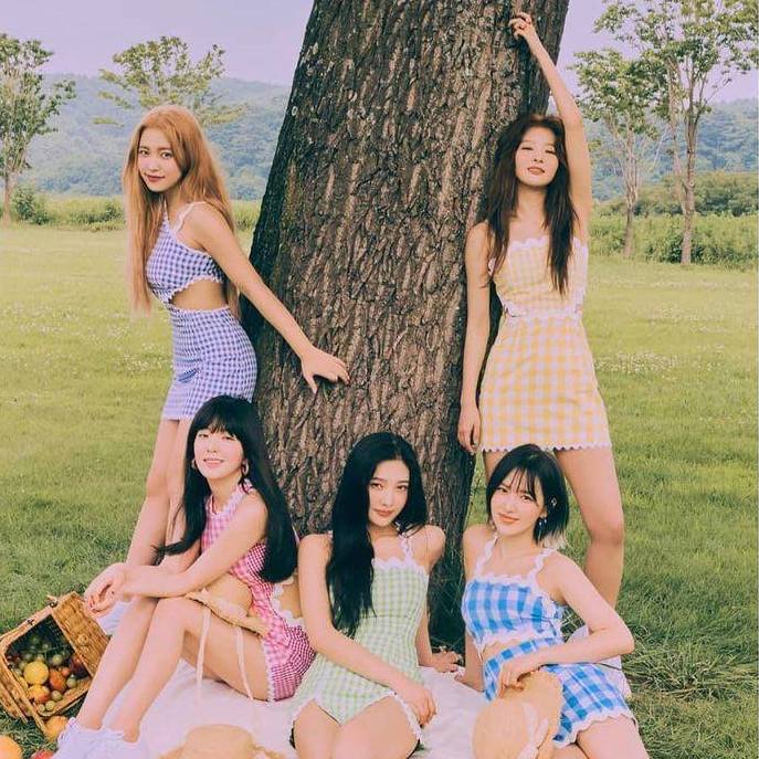 Red Velvet drops first teaser for 'Queendom'
