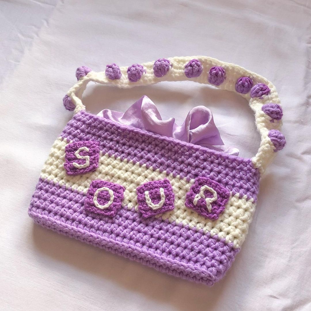 Crocheted Imposter Purses (UPDATE) : Counterfeit Crochet Project