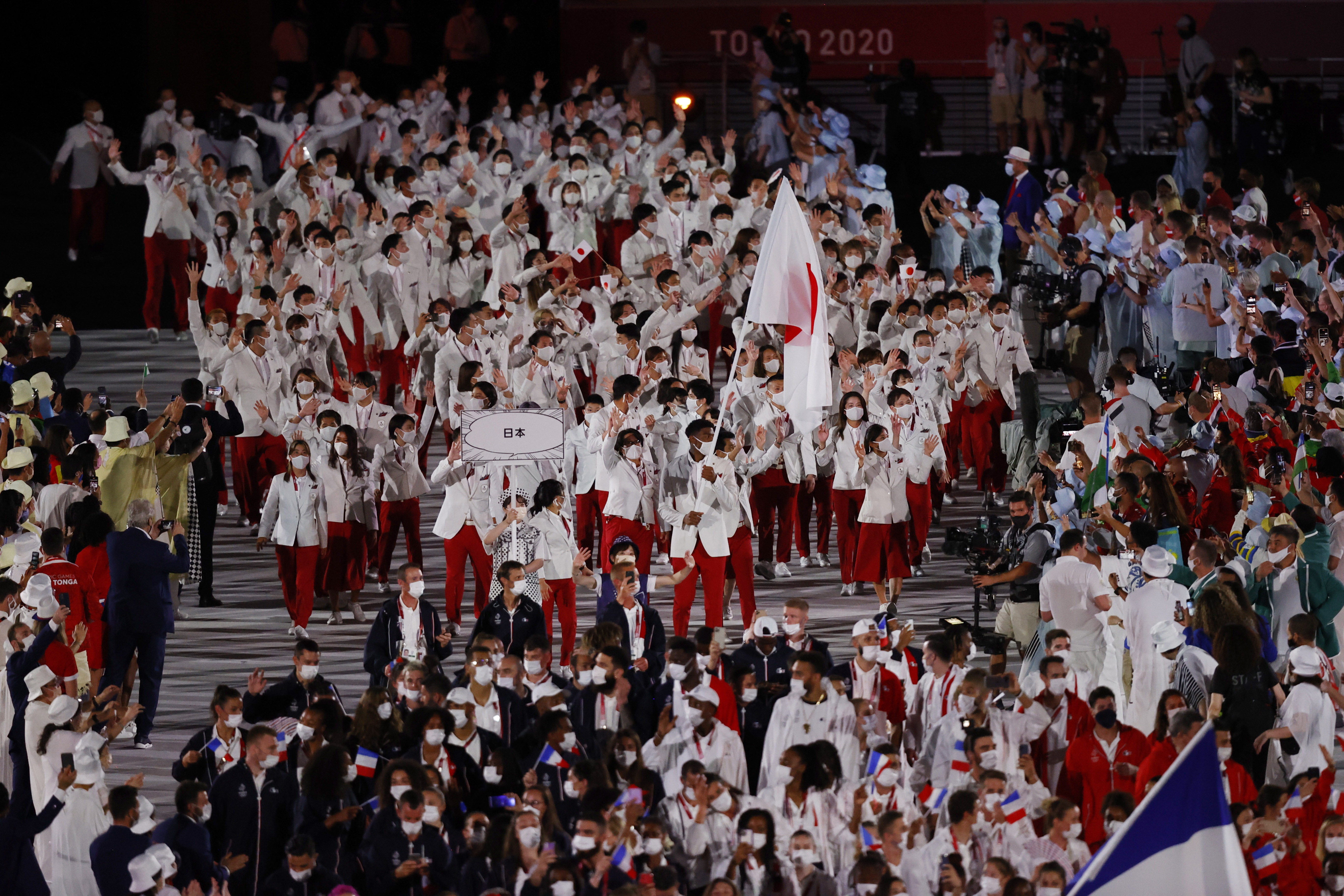 Tokyo Olympics opening ceremony clings to traditions - Los Angeles