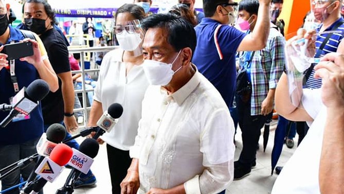 Old man Abalos seeks Mandaluyong comeback - Vimarsana News
