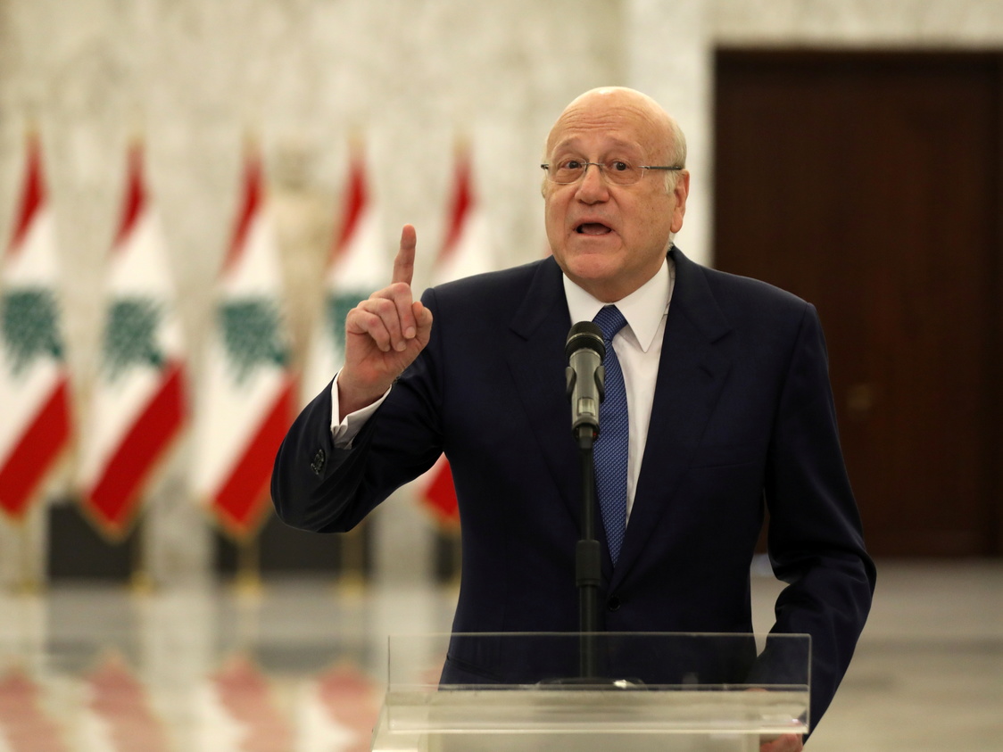 Tension over Beirut blast probe nudges Lebanon into new crisis - Vimarsana News