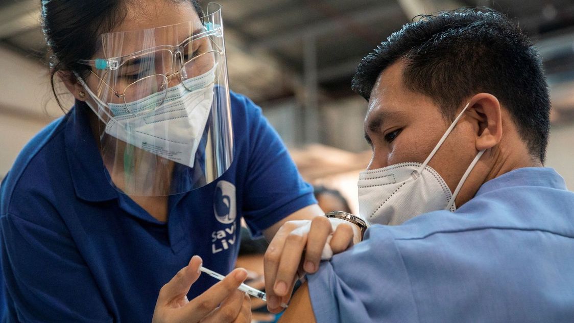 Galvez: Companies can use vaccine orders for boosters, but follow prioritization - Vimarsana News