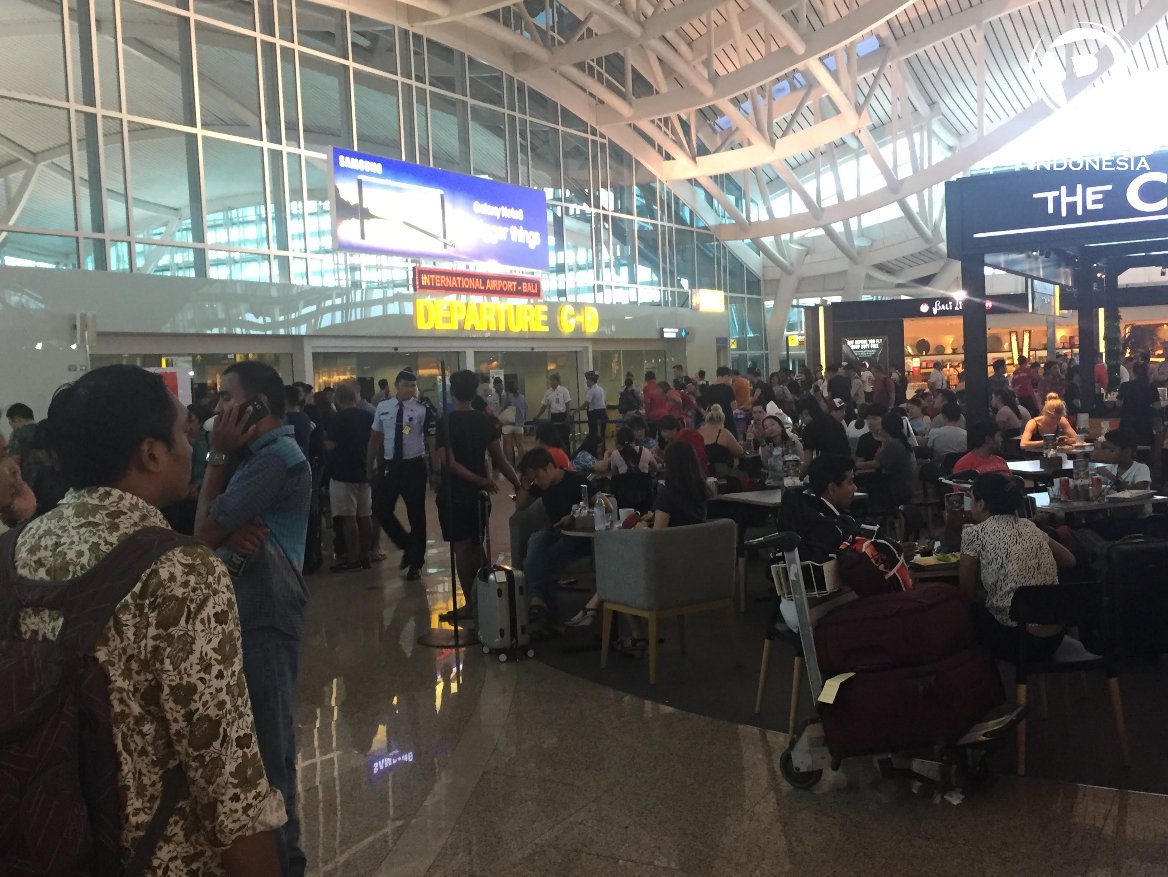 Bandara Ngurah Rai kembali dibuka  pariwisata  Bali  