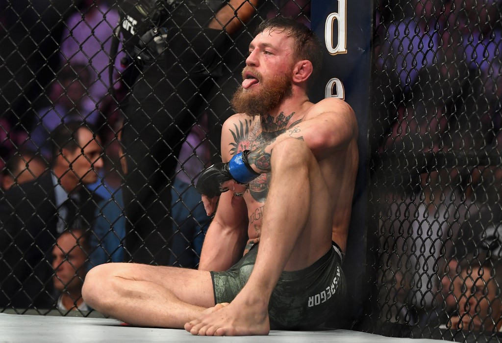 McGregor sorry for 'unacceptable' pub attack