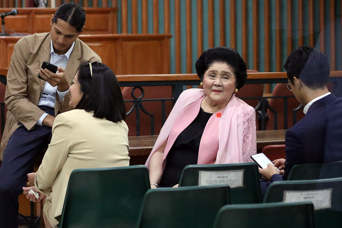 Like Enrile, �advanced age� helps Imelda Marcos get bail