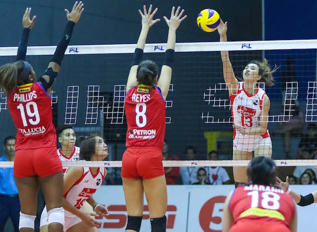 PH national women's volleyball team earns 2nd win at the expense of Cignal