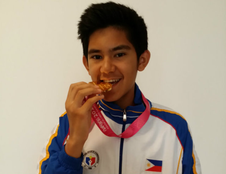 Hidilyn diaz wins philippines' first olympic gold medal with weightlif...