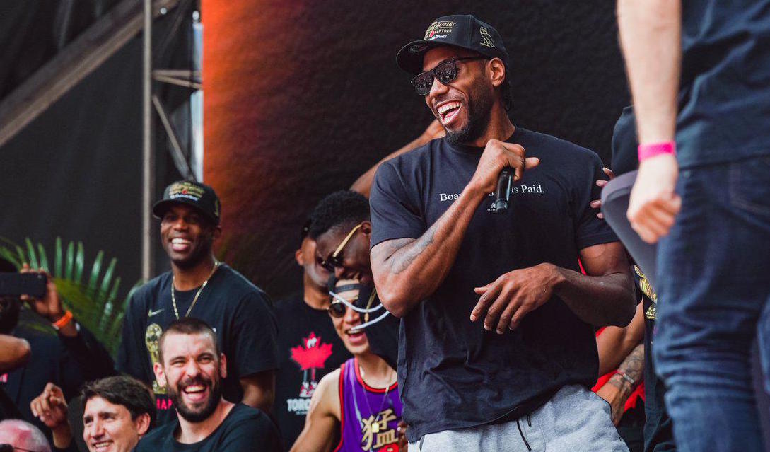 raptors parade hat