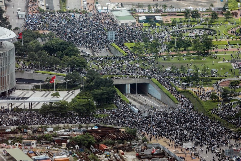 China Extradition Clashes Plunge Hong Kong Into Historic Violence