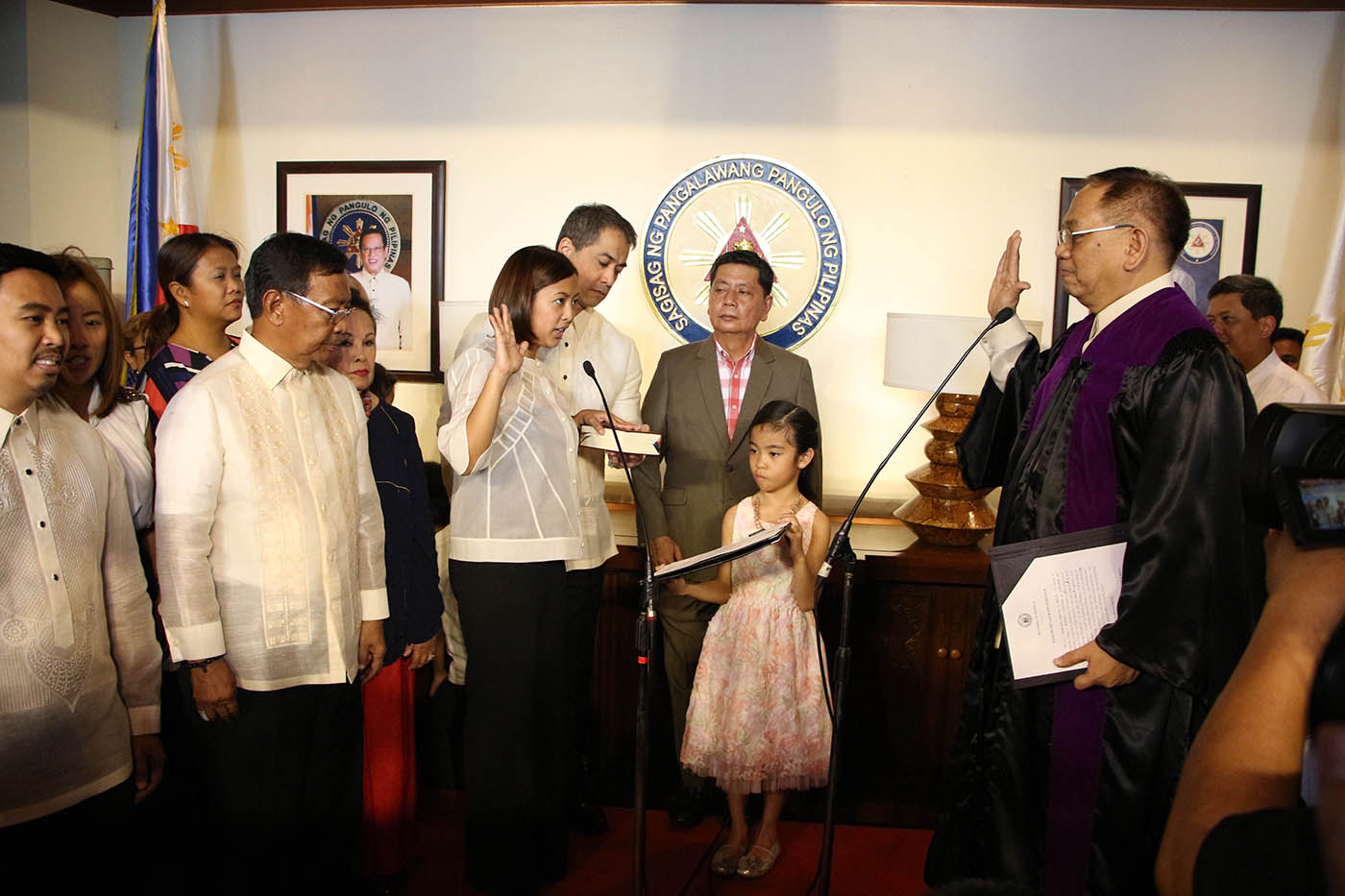 Abby Binay Takes Oath As Makati Mayor