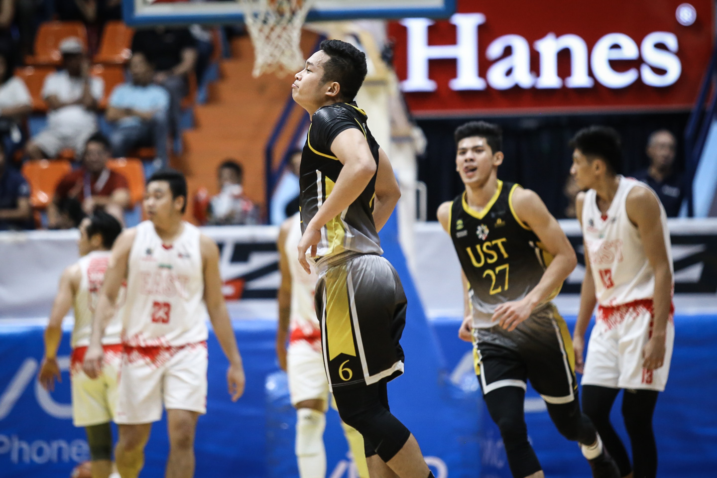 rookie Cansino drops triple-double 