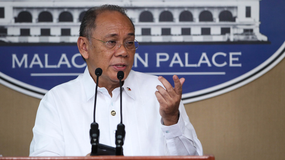 Former Duterte spokesman Abella runs as independent presidential candidate - Vimarsana News
