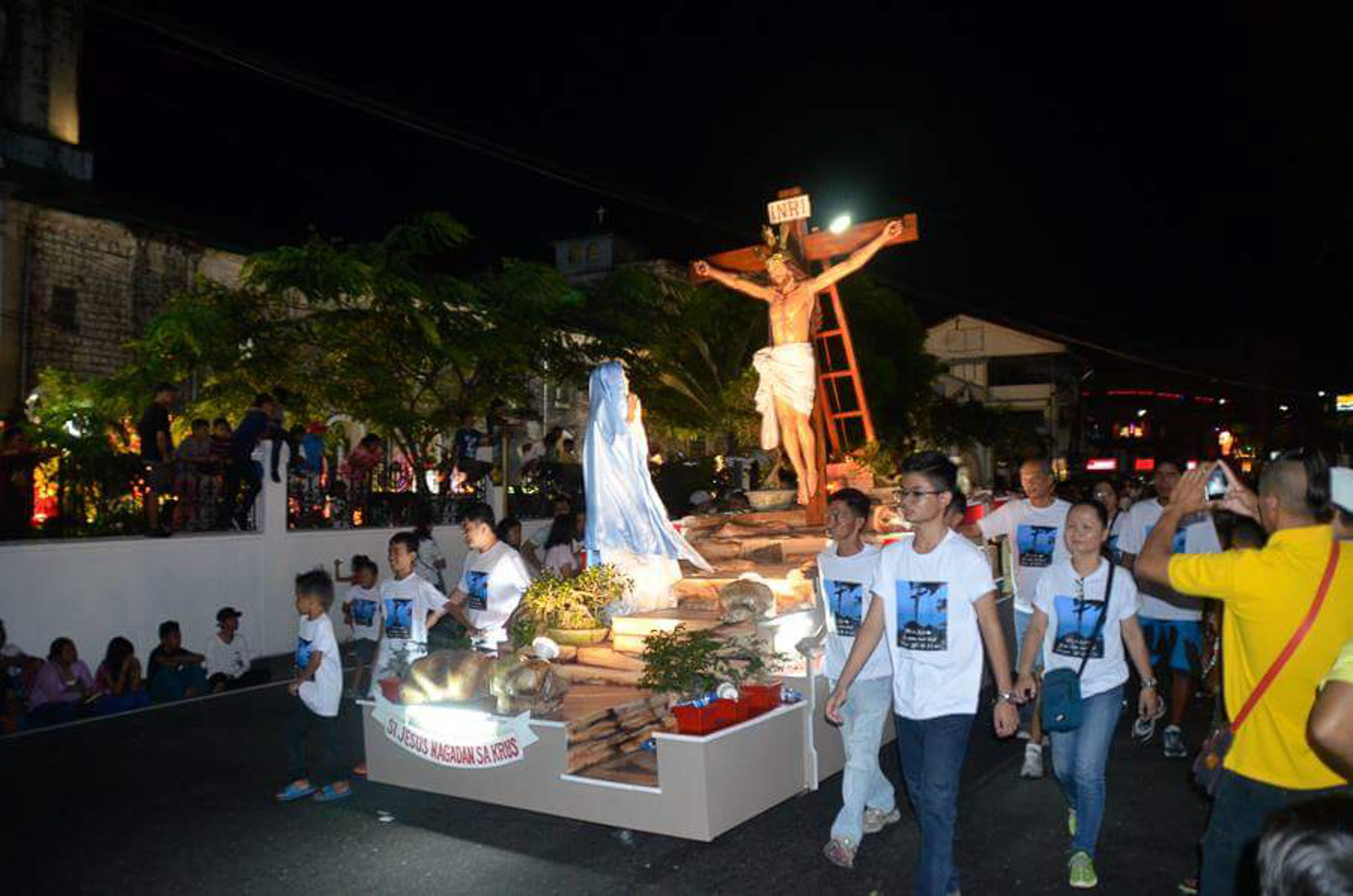 The purpose of Holy Week processions
