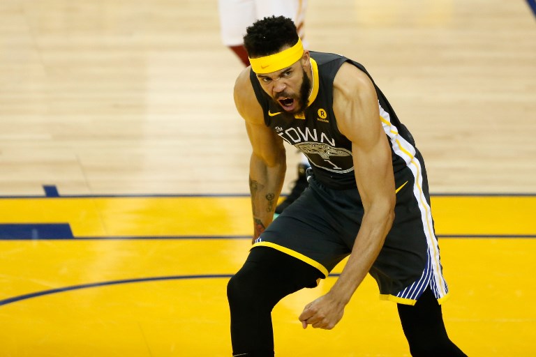 Lakers snap up NBA champ JaVale McGee