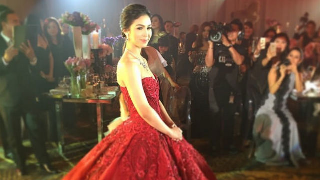 julia barretto red gown