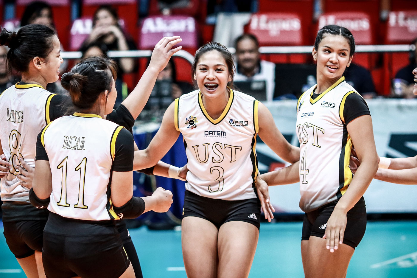 UST rookie Ysa Jimenez breaks out of comfort zone