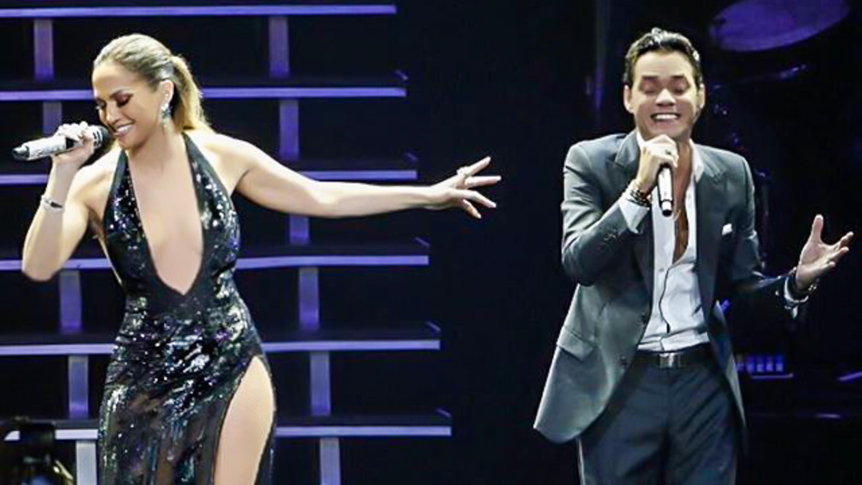 Watch Exes Jennifer Lopez Marc Anthony Reunite Onstage exes jennifer lopez marc anthony